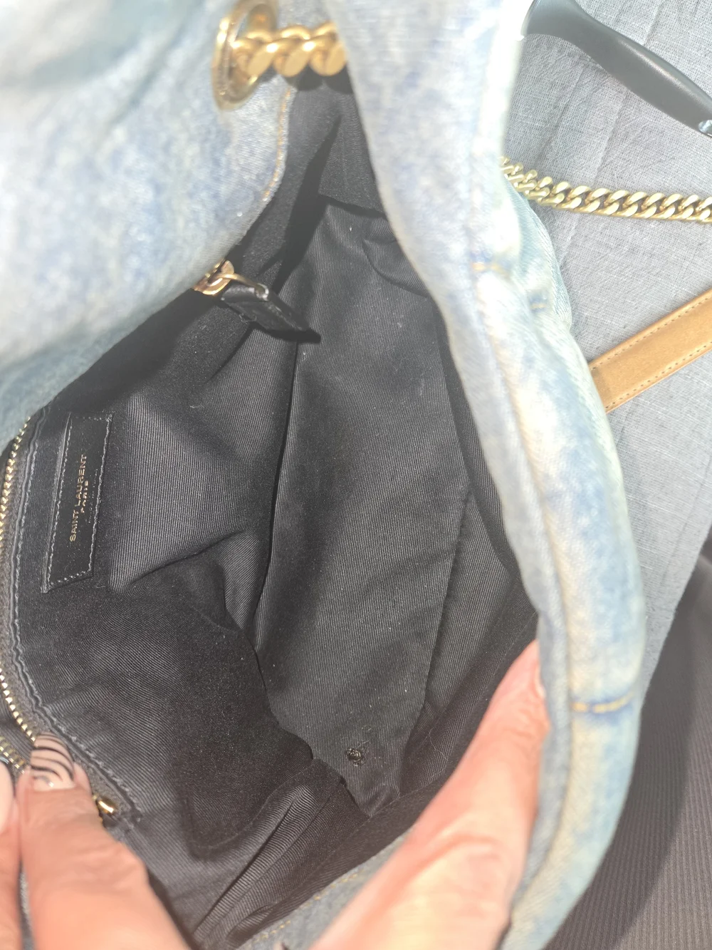 Saint Laurent Quilted Denim Shoulder Bag with Gold Chain and Tan Leather Pad - Picture 9 of 9